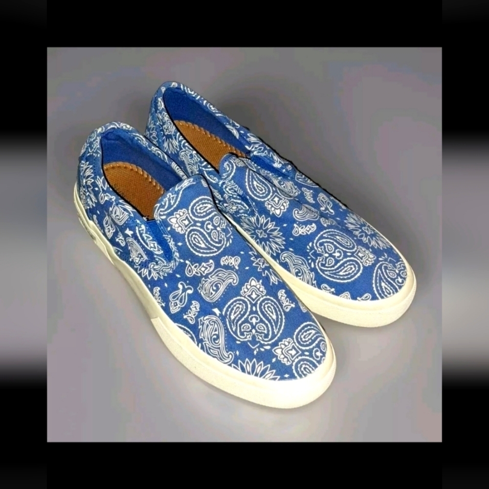 Sun + Stone Men's 8.5 Reins Slip On Sneakers Blue Bandana Paisley Shoes SB2#20